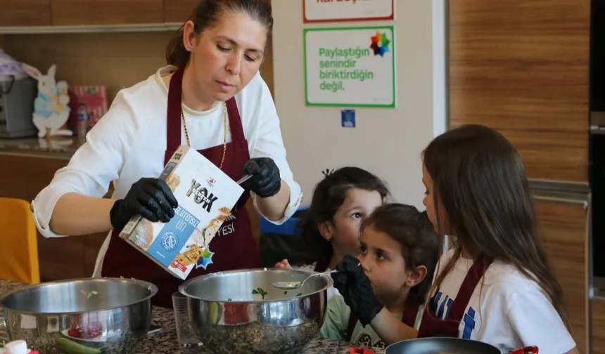 Sakarya'da ‘glutensiz kreple’ çölyak farkındalığı