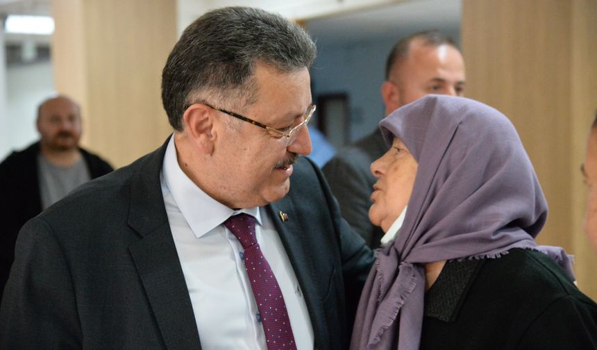 Başkan Genç’ten Anneler Günü Mesajı: “Cennet Annelerin Ayakları Altındadır”