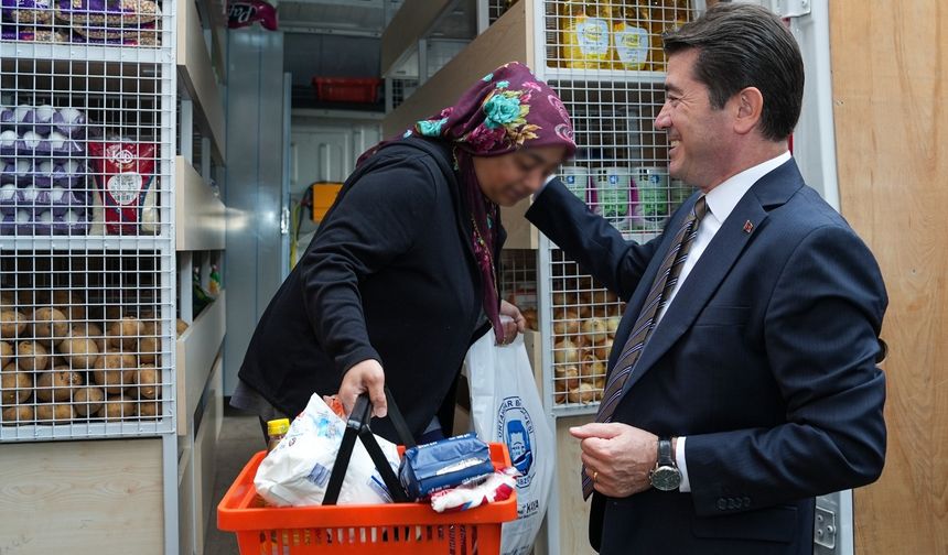 Başkan Kaya’dan ihtiyaç sahiplerine yeni destek: Gezici Halk Market yola çıktı