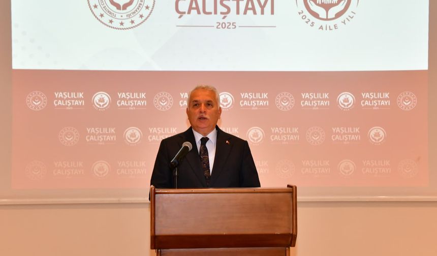 Vali Aziz Yıldırım “Yaşlılık Çalıştayı 2025” Programına Katıldı