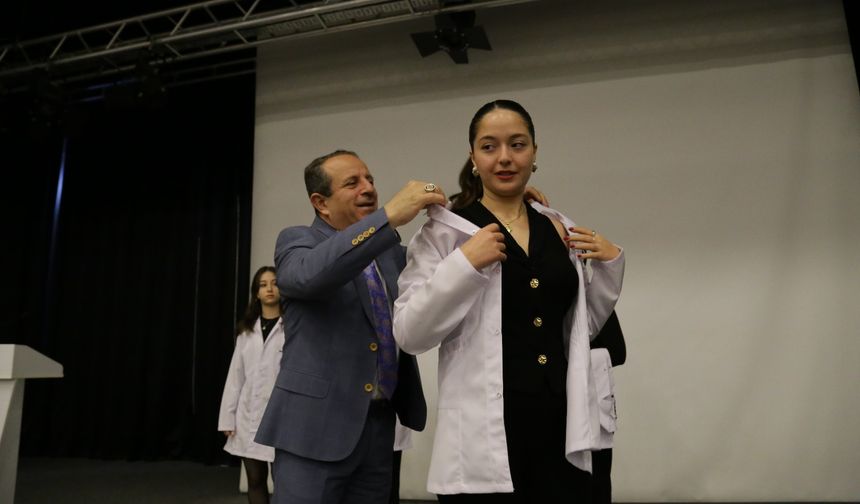 Avrasya Üniversitesinde Beyaz Önlük Heyecanı