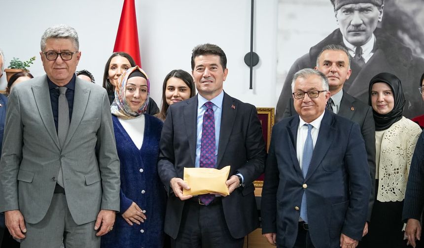 Belediye Çalışanlarından Burs Kampanyasına 61 Bin Lira Destek