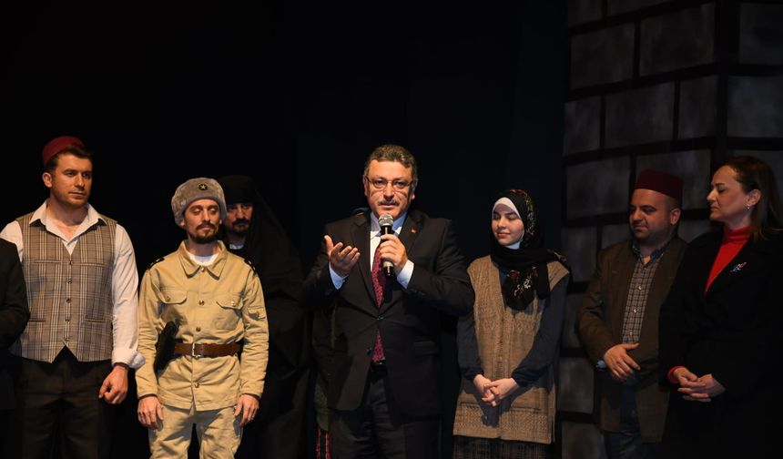 Başkan Genç: "Muhacirlik Oyununu Gençlerimiz Mutlaka İzlemeli"