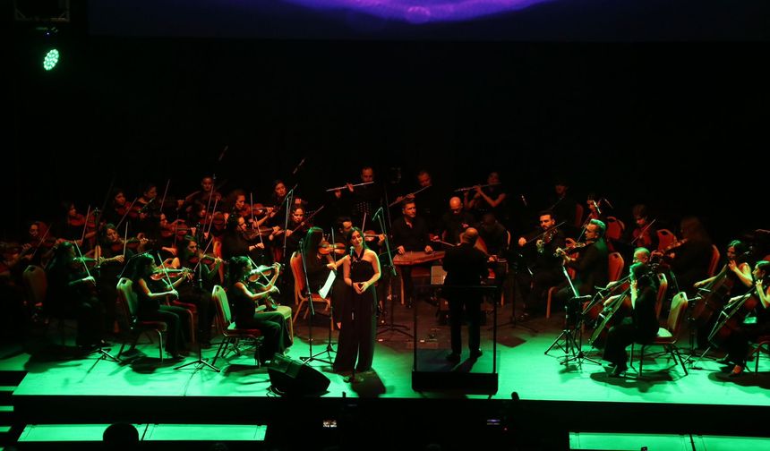 Bölgede Bir İlk: Akçaabat Belediyesi Şehir Orkestrası Sahnede