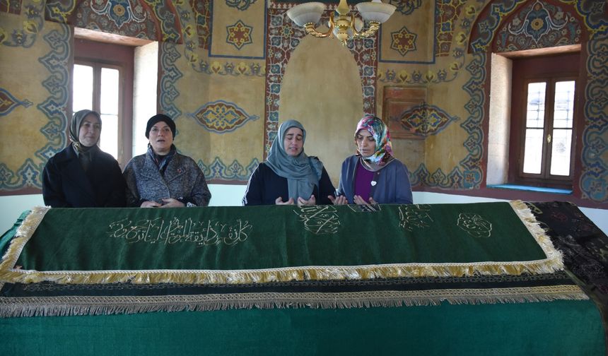 Ecdadımız Dualar İle Anıldı