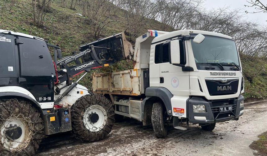 Büyükşehir 18 İlçede Ulaşımı Güçlendiriyor