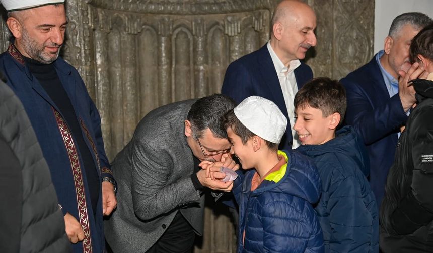 Başkan Genç, TULAŞ Personeliyle Bayramlaştı