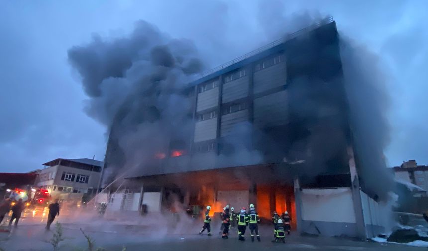 Arsin OSB'deki Yangına Hızlı Müdahale