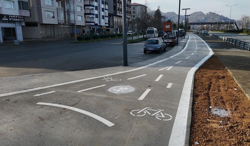 Sürmene Bisiklet Yolu Hizmete Alındı