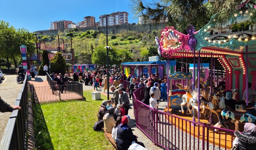 Macera Parkı Doldu Taştı