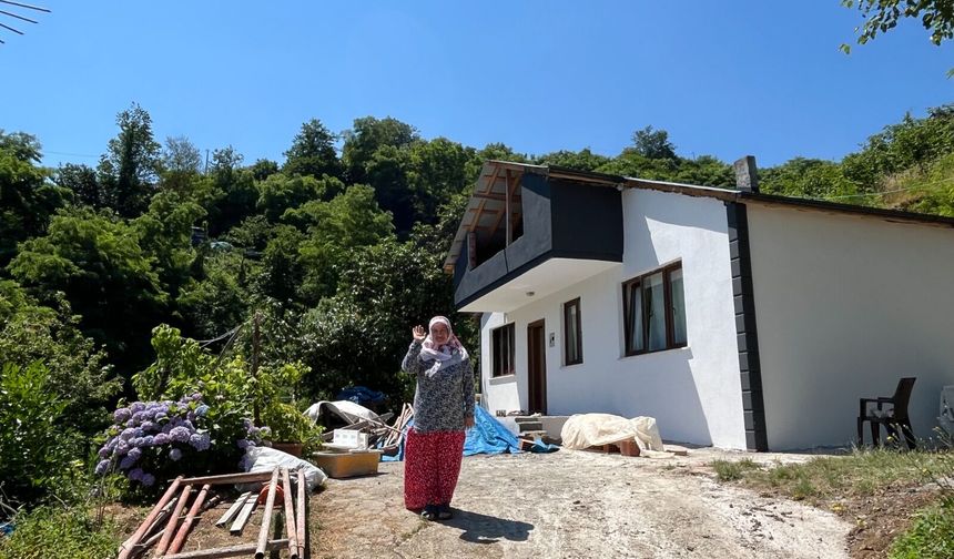 ORTAHİSAR BELEDİYESİ, DOĞANÇAY'DA İHTİYAÇ SAHİBİ VATANDAŞIN EVİNİ YENİLEDİ