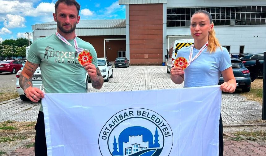 ORTAHİSAR BELEDİYESİ SPORCULARINDAN ÇİFTE ŞAMPİYONLUK