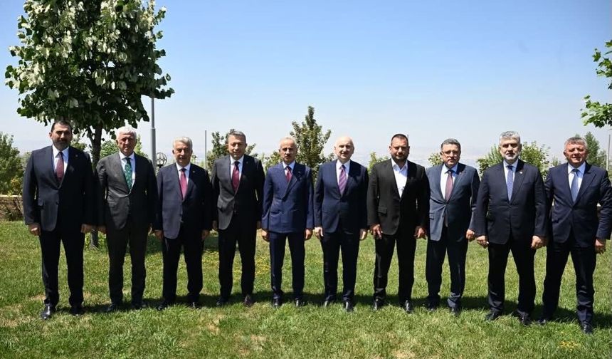 TRABZON VE TRABZONSPOR İÇİN HER DAİM BİRARADAYIZ