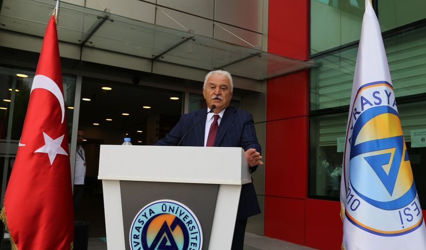 AVRASYA ÜNİVERSİTESİ 2026-2027 AKADEMİK YILINI ÇOŞKUYLA AÇTI