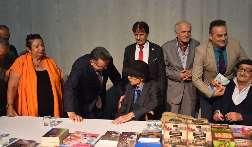 YAZARLAR KİTAPLARINI OKURLARIYLA BULUŞTURDU