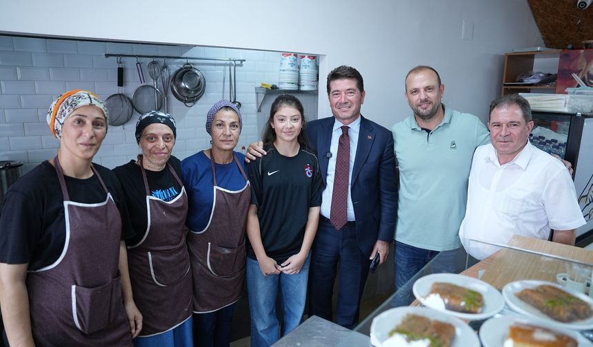 BAŞKAN KAYA, YENİMALLE VE PAZARKAPI’DA ESNAFLA BİR ARAYA GELDİ