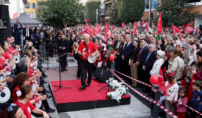 ORTAHİSAR BELEDİYESİ’NDEN COŞKULU CUMHURİYET BAYRAMI KUTLAMASI