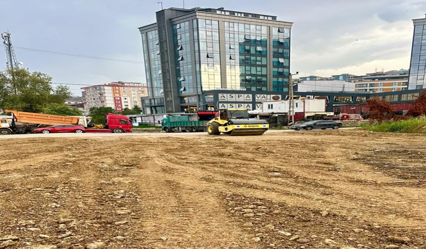 YOMRA BELEDİYESİ’NDEN YENİ SOSYAL ALAN VE OTOPARK ATILIMI