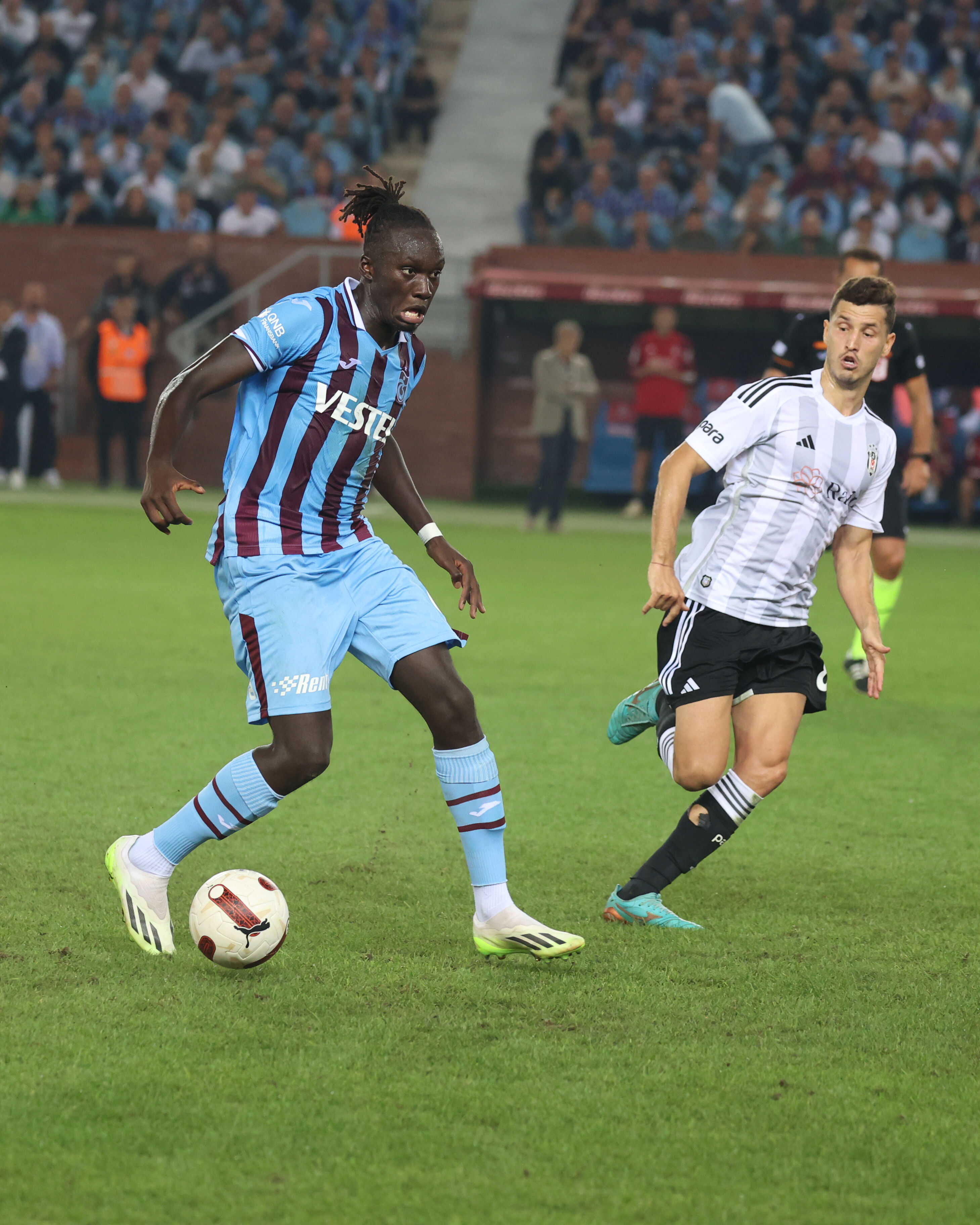MÜKEMMEL MENDY