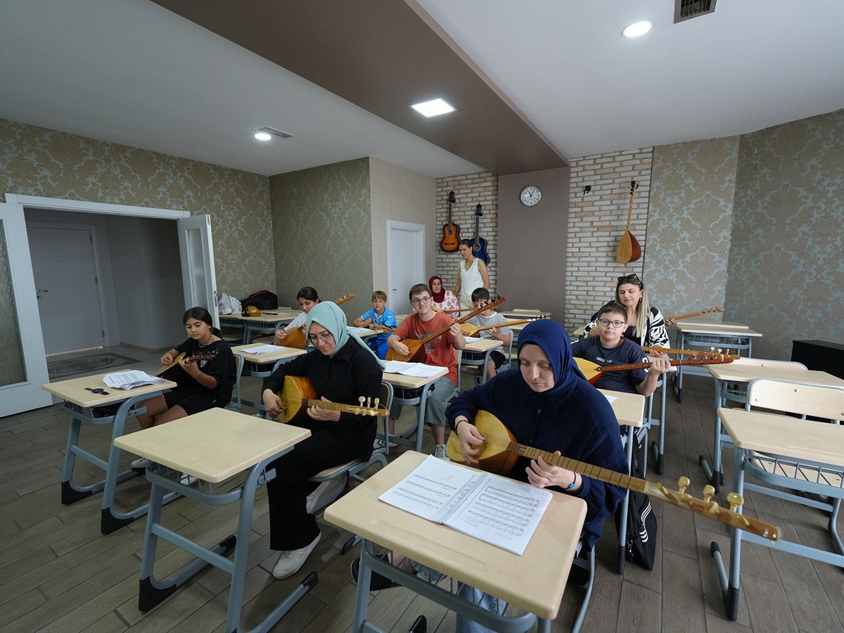 Whatsapp Image 2025 09 11 At 10.22.02 (1)