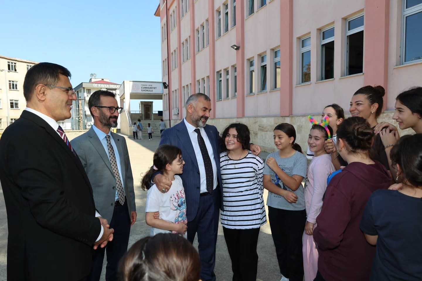 Whatsapp Image 2025 10 09 At 09.49.14