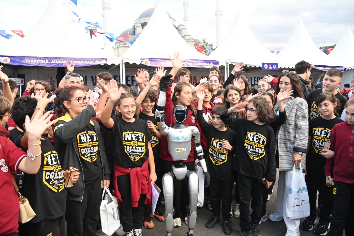 Whatsapp Image 2025 10 10 At 15.20.53 (1)