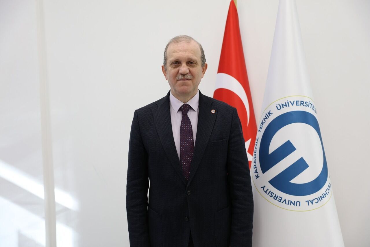 Prof. Dr. Hamdullah ÇUVALCI'dan yeni yıl mesajı